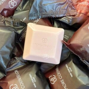 Xà Bông Cục Amore - Màu Nâu - Image 2